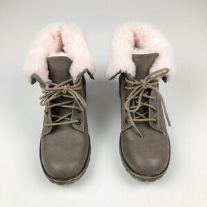 Justice Gray Lace Up Pink Faux Fur Lined Fold Down Boots Girl's 4.5 / Women's 6